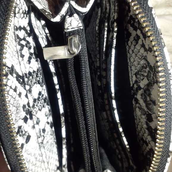 Steve's Mini Wallet - Picture 2 of 3